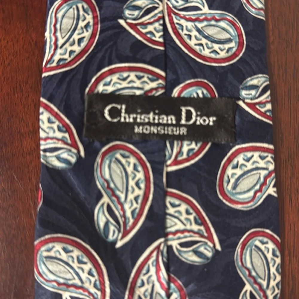 Christian Dior Tie 100% Silk